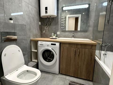 квартира за адресою Драгоманова вул., 10