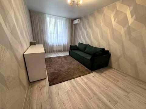 квартира за адресою Юності вул., 4