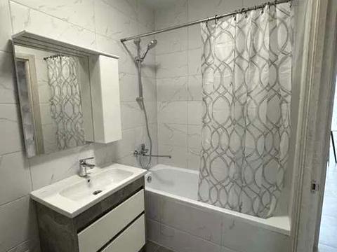 квартира за адресою Юності вул., 4