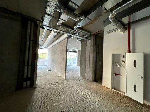 комерційна за адресою Сонячна вул., (Будинок 1)