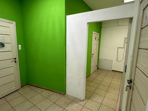 комерційна за адресою Львів, Переяславська вул., 19