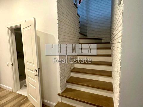 будинок за адресою 1 Травня вул.