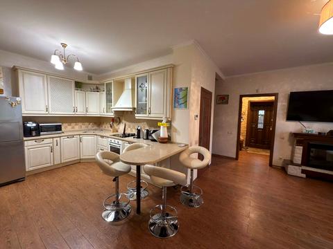 будинок за адресою Михайла Булгакова вул.