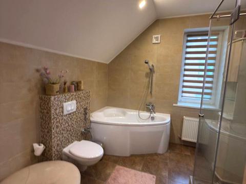 будинок за адресою Михайла Булгакова вул.