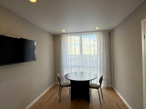 квартира за адресою Олега Мудрака вул. (Генерала Наумова), 1-Б