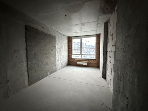 квартира за адресою Причальна вул., 14