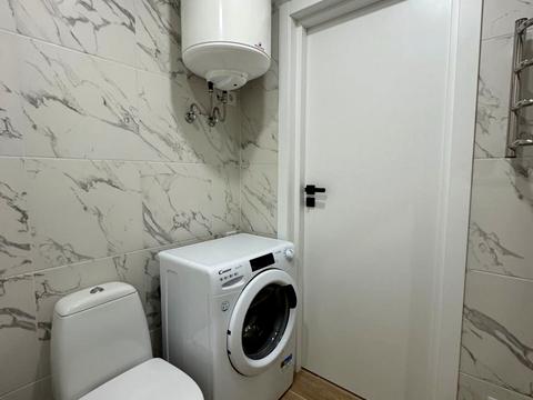 квартира за адресою Олега Мудрака вул. (Генерала Наумова), 1-Б