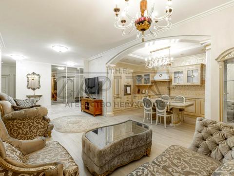 квартира по адресу Андрея Верхогляда ул. (Михайла Драгомирова), 20