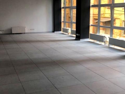 комерційна за адресою В'ячеслава Чорновола вул., 53а