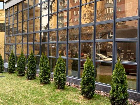 комерційна за адресою В'ячеслава Чорновола вул., 53а