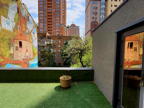 комерційна за адресою В'ячеслава Чорновола вул., 53а