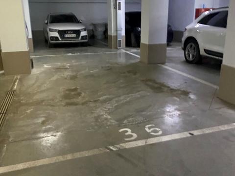 паркоместо по адресу Андрея Верхогляда ул. (Михайла Драгомирова), 11-Б