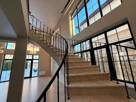 будинок за адресою Рівності пров.