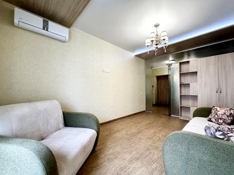 квартира за адресою Левка Лук'яненка вул. (Василя Жуковського), 16, 18, 20, 24