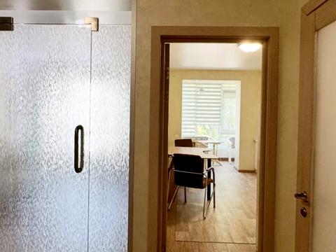 квартира за адресою Левка Лук'яненка вул. (Василя Жуковського), 16, 18, 20, 24