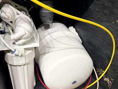 комерційна за адресою Перемоги вул., 8/4