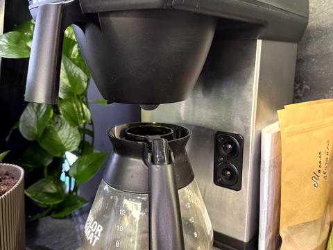 комерційна за адресою Перемоги вул., 8/4