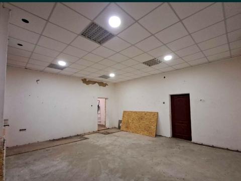 комерційна за адресою Івана Мазепи вул. (Щорса), 68