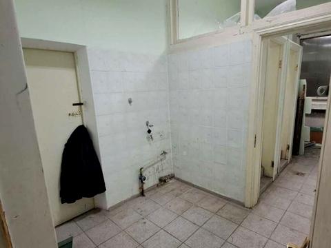 комерційна за адресою Івана Мазепи вул. (Щорса), 68