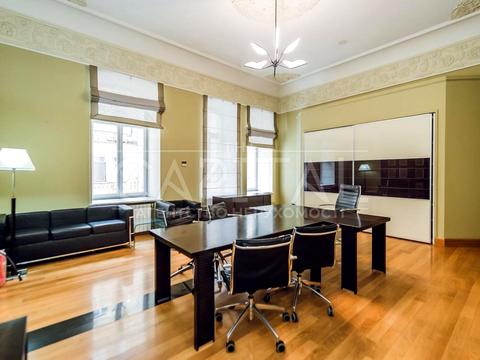 комерційна за адресою Київ, Ярославів Вал вул., 14-Б