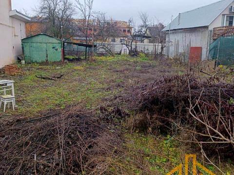 ділянка за адресою 