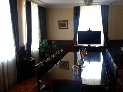 комерційна за адресою Андріївський узвіз, 7 А