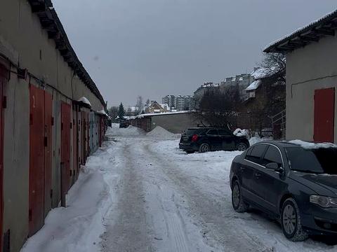 паркоместо по адресу 24-го Августа ул., 7а