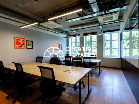 комерційна за адресою Барикадна вул., 16