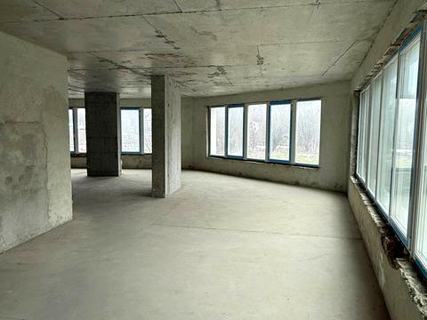 комерційна за адресою Бережанська вул., 56