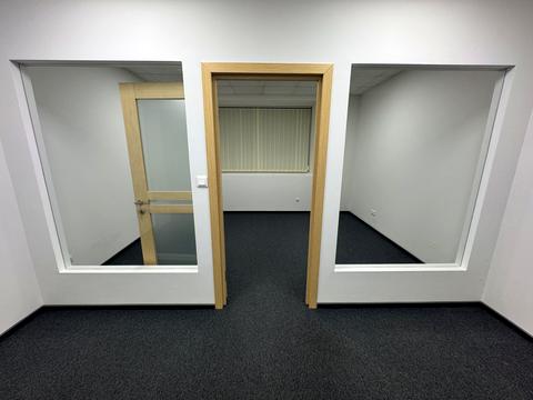 комерційна за адресою Шовковична вул., 42