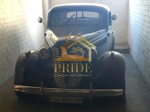 паркомісце за адресою Київ, Романа Шухевича просп. (Генерала Ватутіна), 18