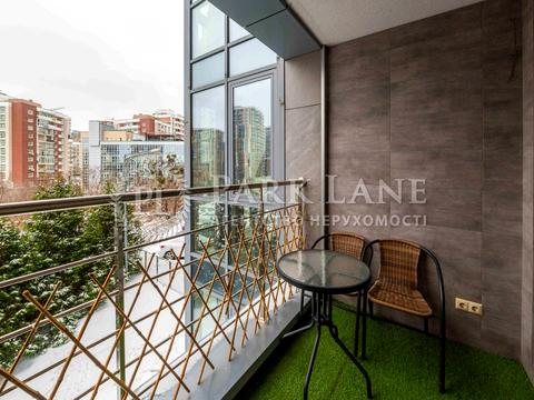 квартира за адресою Джона Маккейна вул. (Івана Кудрі), 7