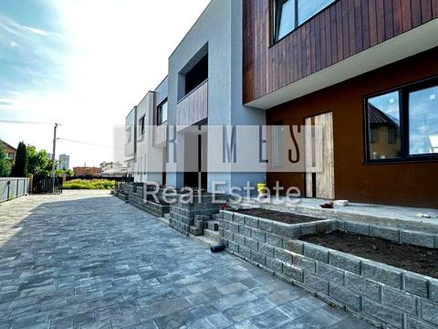 будинок за адресою Кленова вул., 63