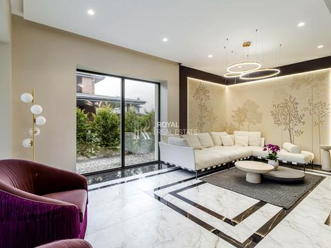 будинок за адресою Берегова, 1