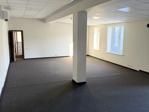 комерційна за адресою Львів, Героїв УПА вул., 73