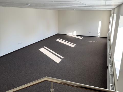 комерційна за адресою Львів, Героїв УПА вул., 73