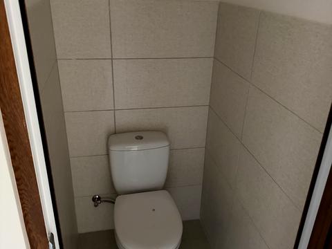 комерційна за адресою Львів, Героїв УПА вул., 73