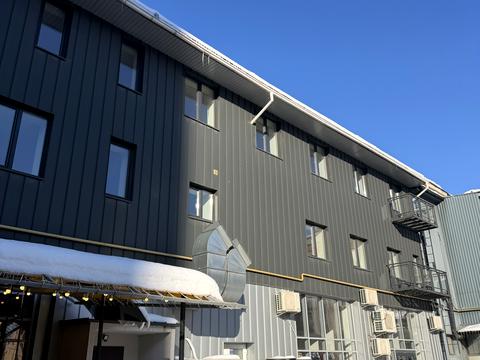 комерційна за адресою Львів, Героїв УПА вул., 73