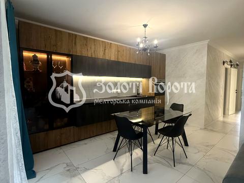 квартира по адресу Александровская ул., 1