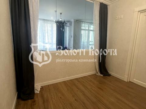 квартира по адресу Александровская ул., 1