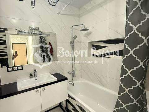 квартира по адресу Александровская ул., 1