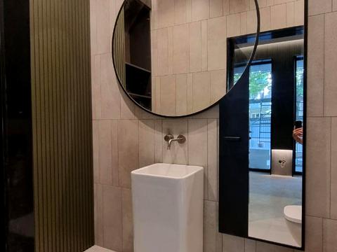 комерційна за адресою Львів, Окружна вул., 43