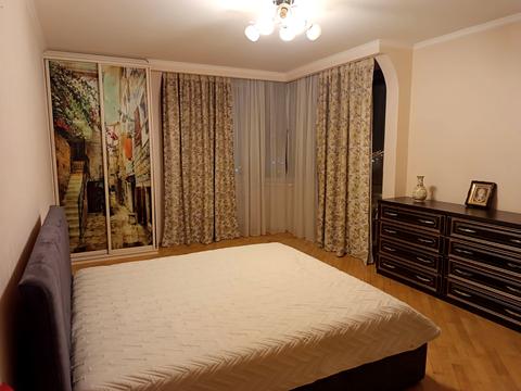 квартира за адресою Миколи Бажана просп., 12