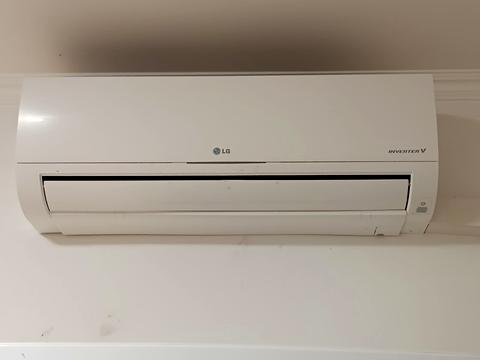 квартира за адресою Миколи Бажана просп., 12