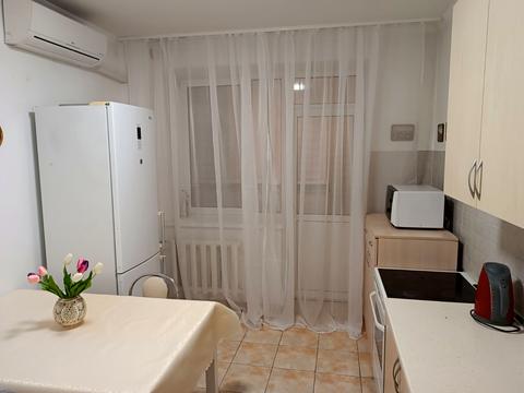 квартира за адресою Миколи Бажана просп., 12