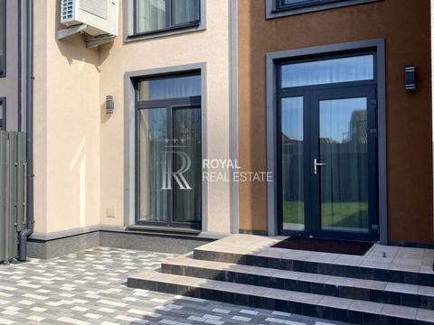 будинок за адресою Павла Потоцького вул., 1