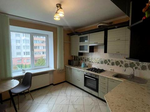 квартира по адресу Будівельників ул., 3