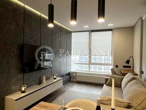 квартира за адресою Родини Крістерів вул., 14-Б