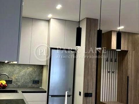 квартира за адресою Родини Крістерів вул., 14-Б