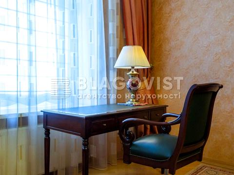 квартира за адресою Володимирська вул., 19-А